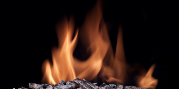 Come eseguire la manutenzione ordinaria della stufa a pellet 
